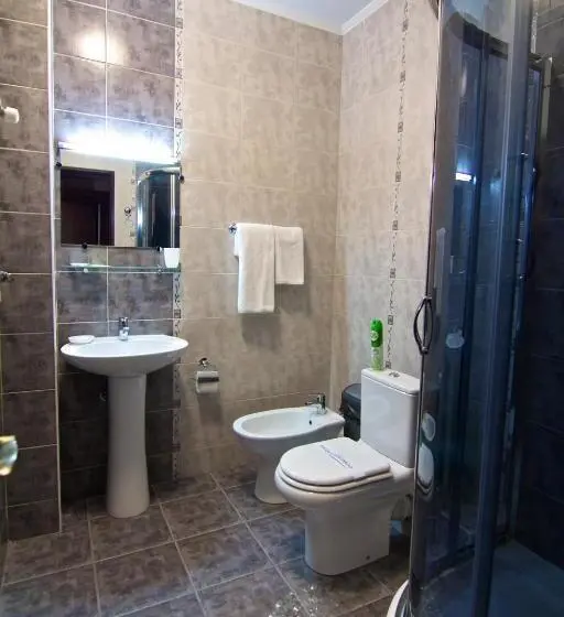 Habitació Estàndard, Dobrodiy