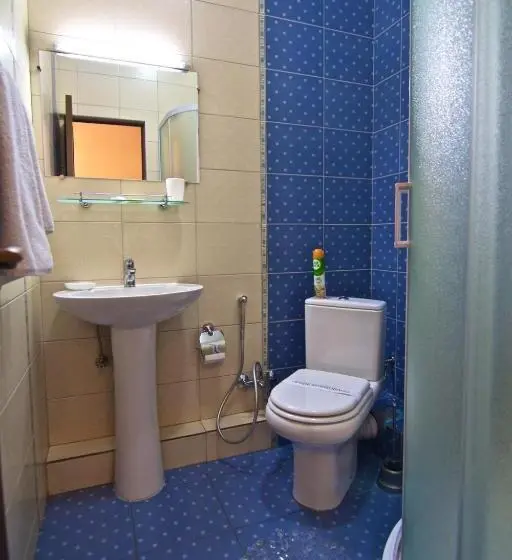 Habitació Triple Estàndard, Dobrodiy