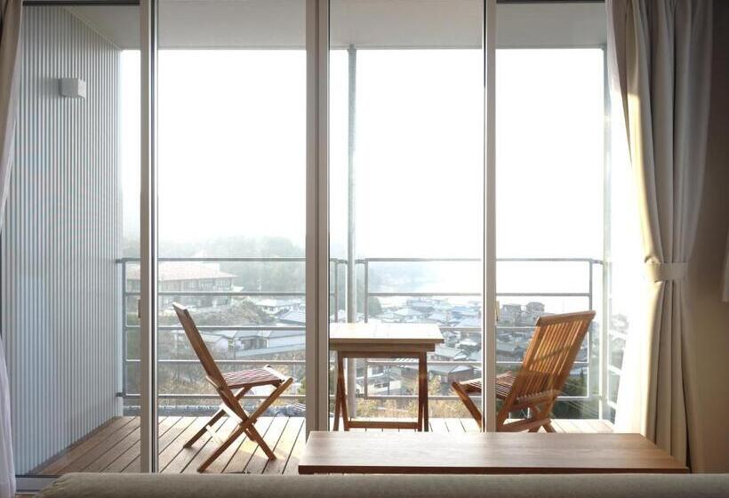 غرفة ديلوكس مطلّة علي البحر, My Lodge Naoshima