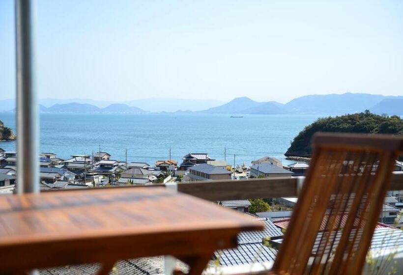 Номер Superior Вид на Море, My Lodge Naoshima