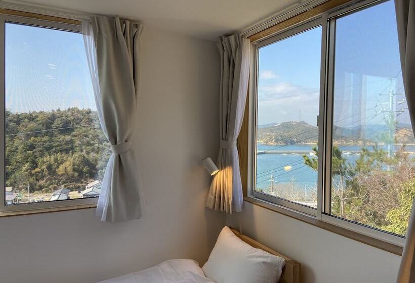 غرفة قياسية مطلّة علي البحر, My Lodge Naoshima