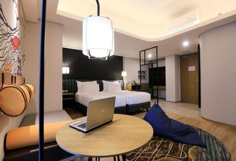Номер Стандарт, Luminor Hotel Purwokerto By Wh