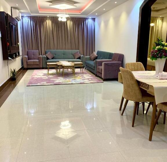 Suite cu Hidromasaj, Olive Suites