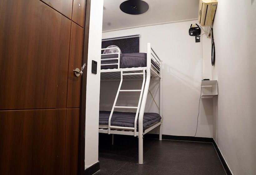 Családi Szoba, Apollo Guesthouse