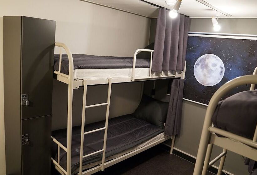 Cama em Quarto Compartilhado, Apollo Guesthouse