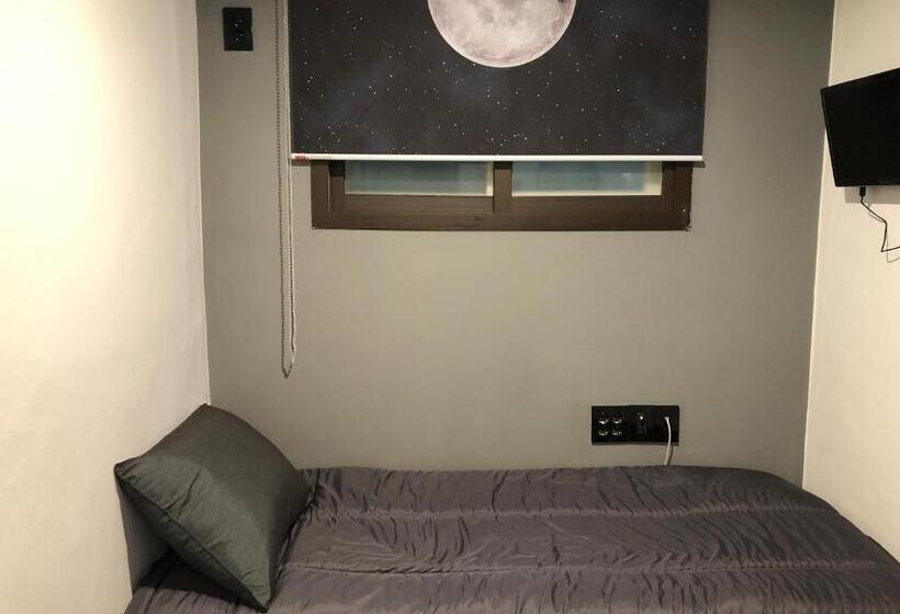 Standard Egyágyas Szoba, Apollo Guesthouse