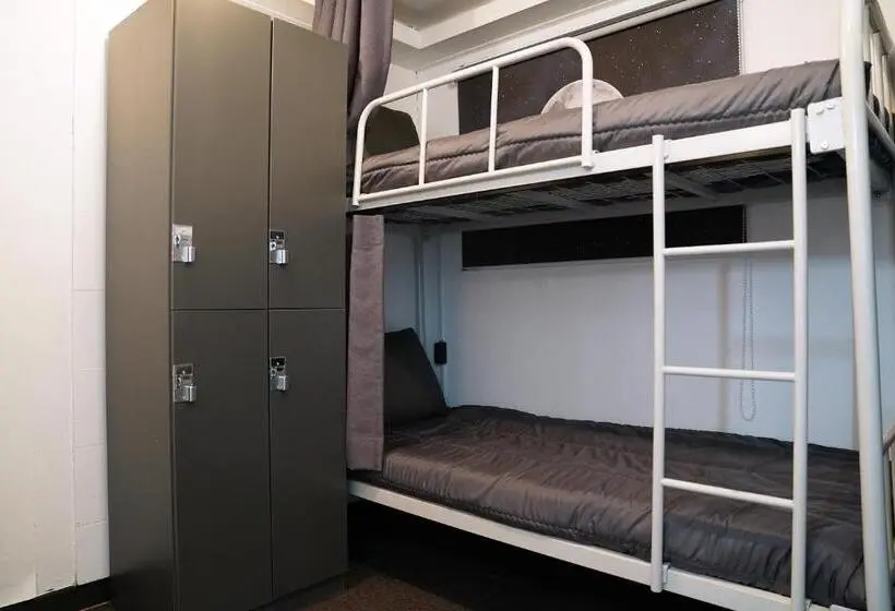 スタンダード４人部屋, Apollo Guesthouse