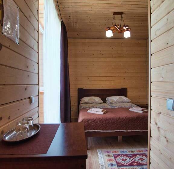 اتاق استاندارد با بالکن, Nicole