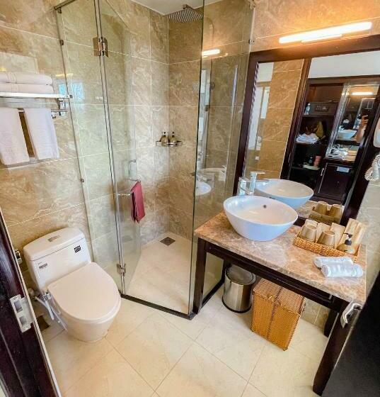 اتاق استاندارد سه نفره, Con Son Blue Sea