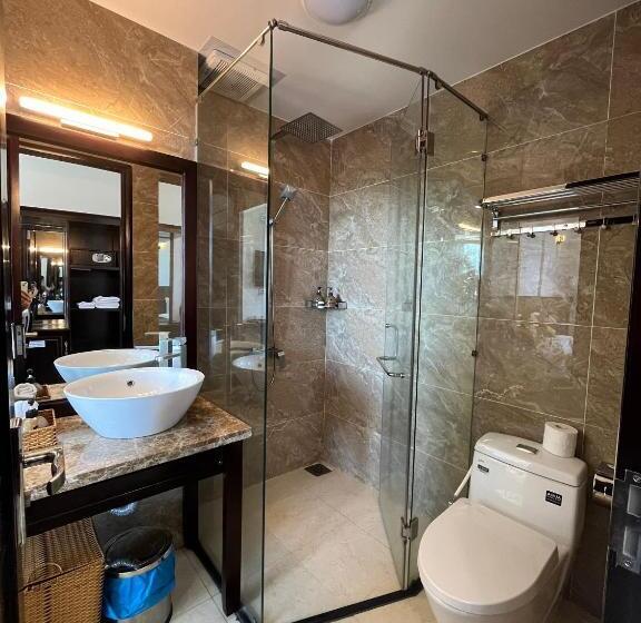 اتاق استاندارد چهار تخته, Con Son Blue Sea