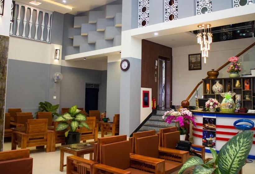 اتاق استاندارد با تخت بزرگ, Nguyên Phước