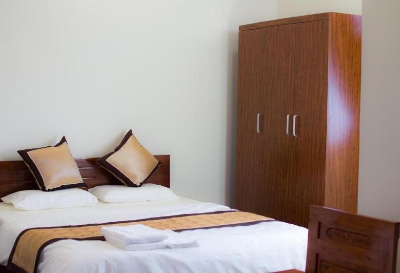 اتاق سوپریور با چشمانداز کوهستان, Nguyên Phước