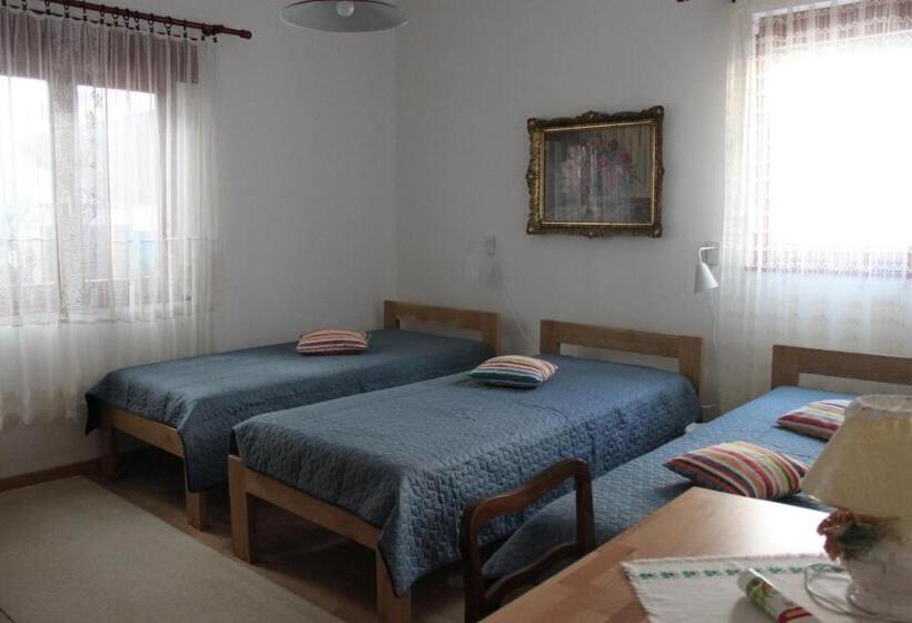 ویلای 2 خوابه, Boulevard Garden House   Free And Save Parking In The Yard