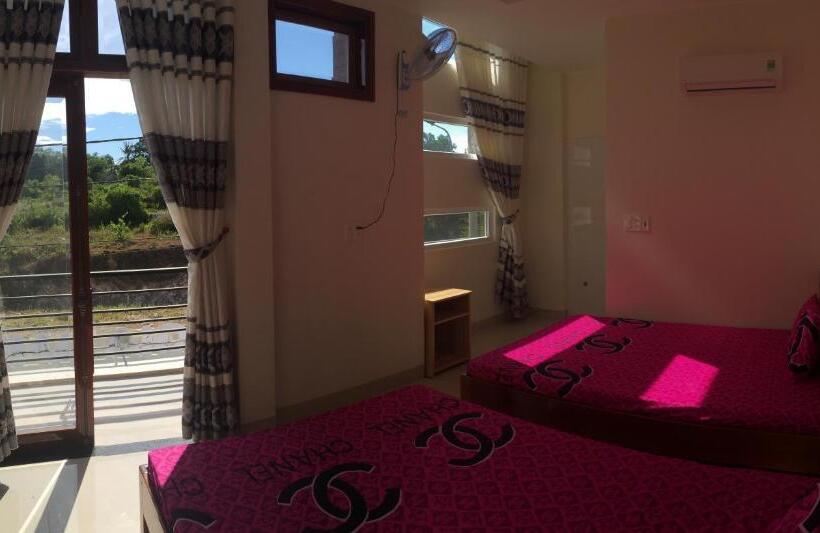 سوییت خانوادگی, Gia Anh Guesthouse