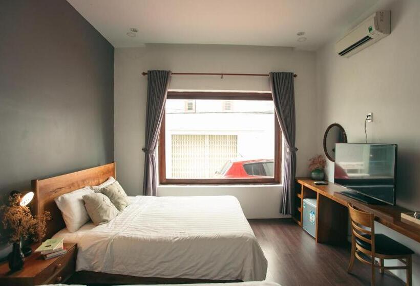 اتاق استاندارد چهار تخته, Kool House