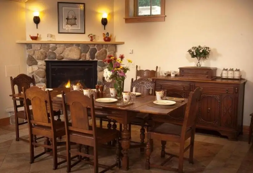 デラックススイート, Lake Orchard Farm Retreat
