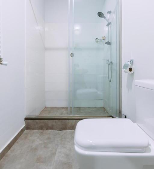 اتاق خانوادگی, & Wine Cellar Arge