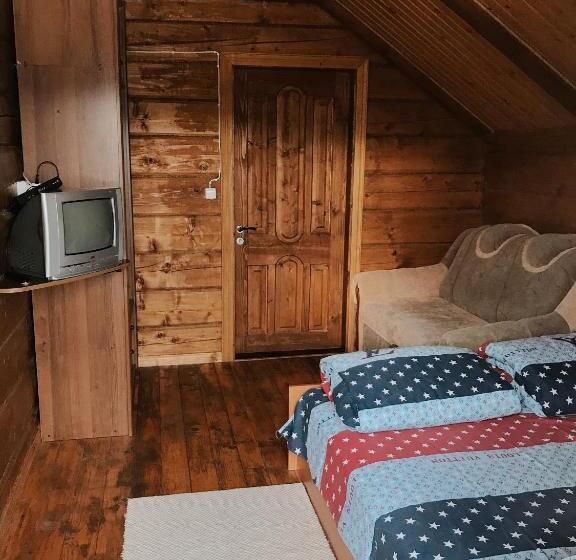 اتاق استاندارد, тіна