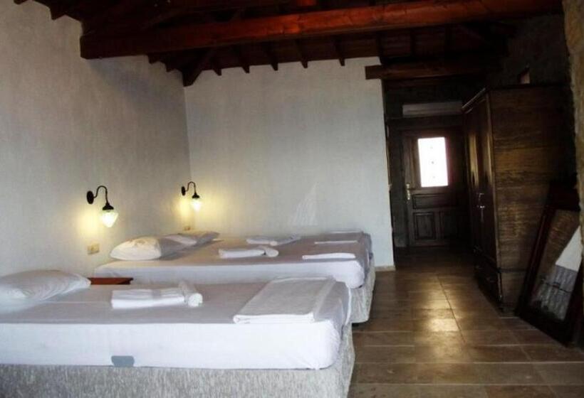 חדר סטנדרט לשלושה, Degirmen Konukevi