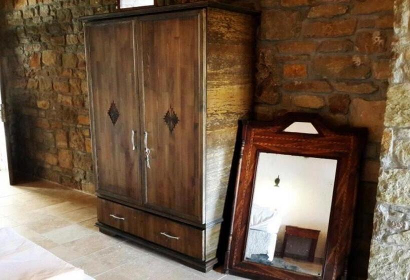 חדר סטנדרט לארבעה, Degirmen Konukevi