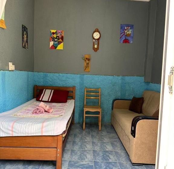 اتاق استاندارد یک نفره, Guest House Barbi