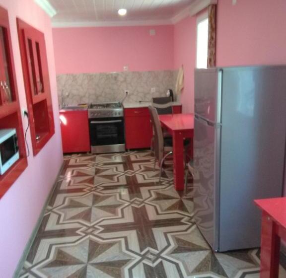 اتاق استاندارد سه نفره, Guest House Fazisi