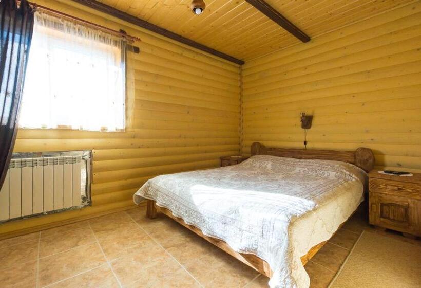 דירת חדר, Kozatsky Dvorik