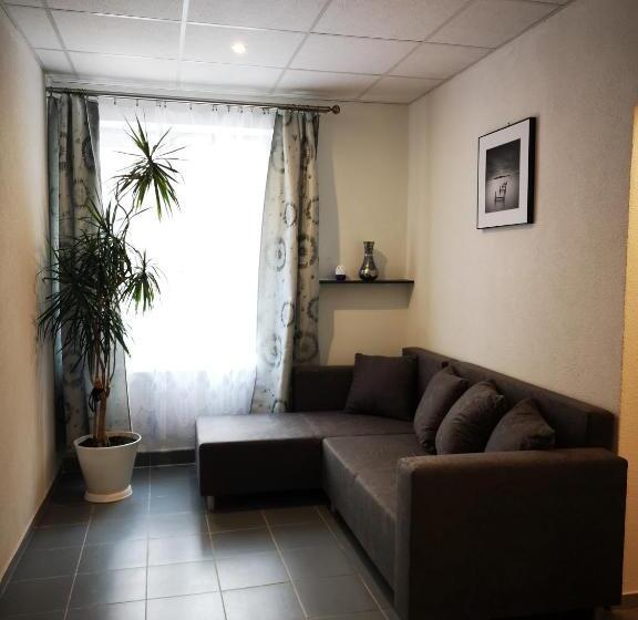 １ベッドルームのデラックスアパートメント, Penzion Rotunda