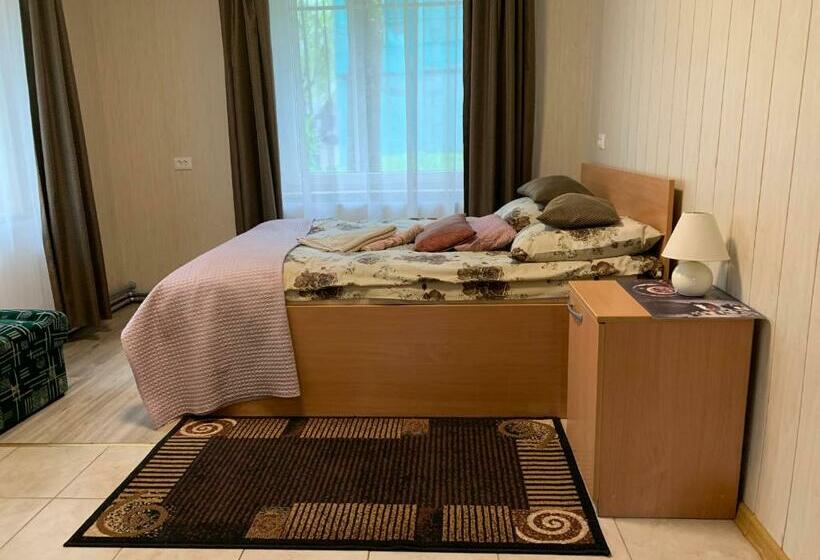 اتاق استاندارد, Rotuã…â¡ã„â€”