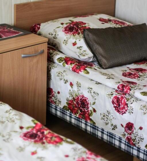 Economy Triple Room, Rotuã…â¡ã„â€”