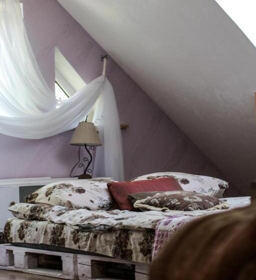 اتاق راحتی سه تخته, Rotuã…â¡ã„â€”