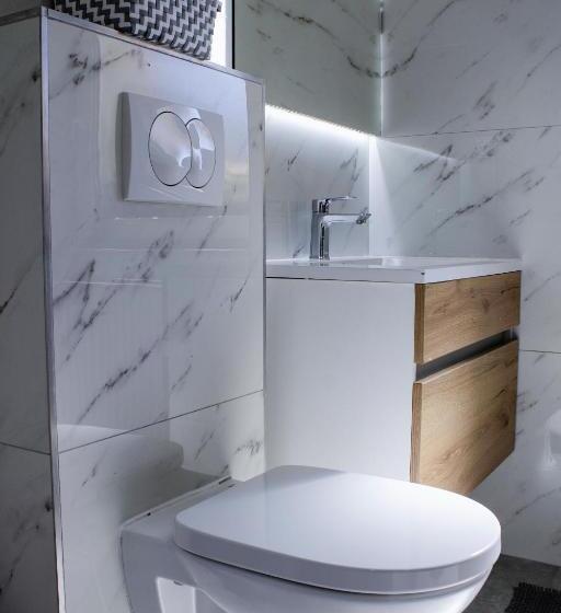 آپارتمان 2 خوابه, črni Baron Pension Black Baron