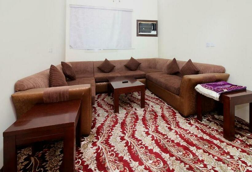 דירת חדר, Dar Lavena