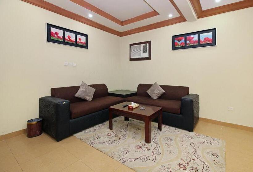 דירת חדר, Dar Lavena