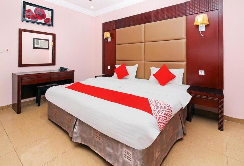 סטודיו דלוקס, Dar Lavena