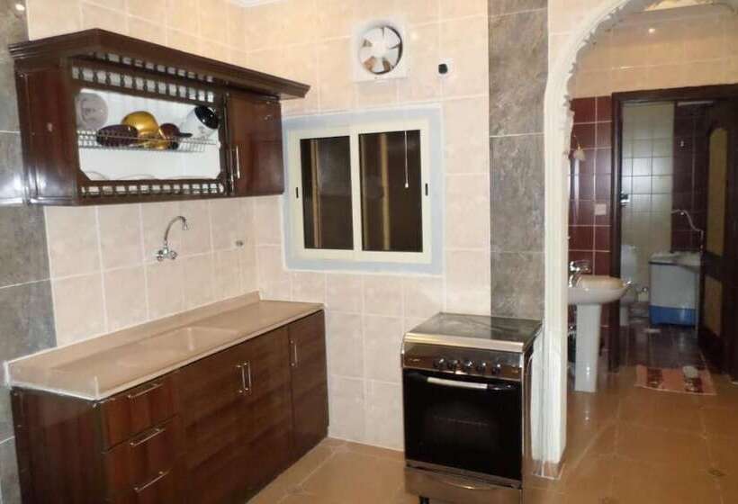 דירת חדר, Dar Lavena