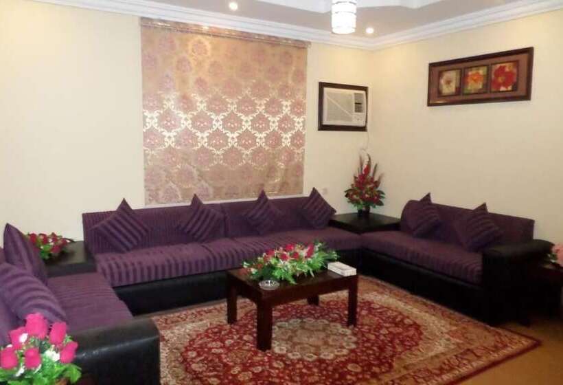 דירת חדר, Dar Lavena