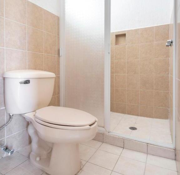 스탠다드 트리플 룸, Capital O Hotel El Mejicano, Acapulco