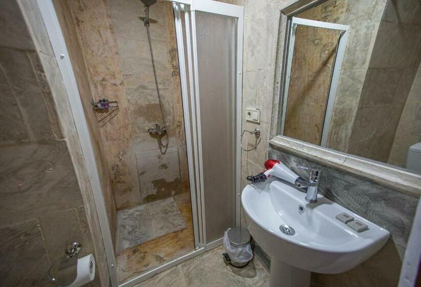 اتاق استاندارد سه نفره, Cappadocia Serenity