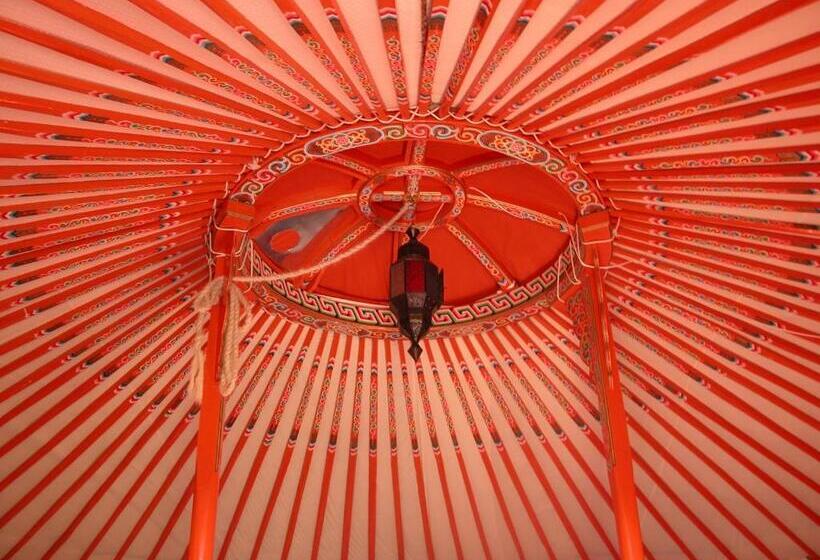 四人标准间, Au Bonheur Nomade