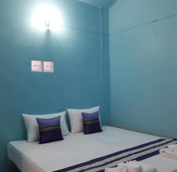 غرفة قياسية, Oyo Ban Thassanee