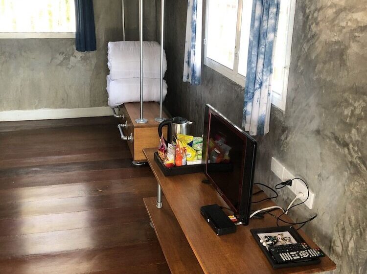 غرفة قياسية, Oyo Ban Thassanee