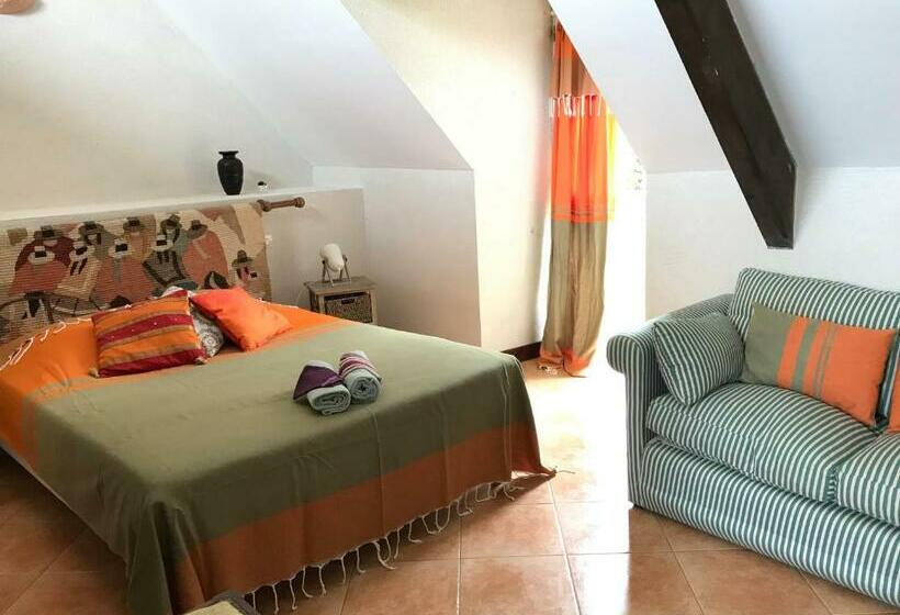 חדר סטנדרט, Domaine De Lesty   Chambre D Hôtes