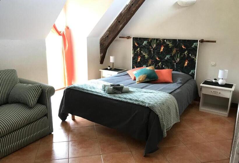 Номер Стандарт, Domaine De Lesty   Chambre D Hôtes