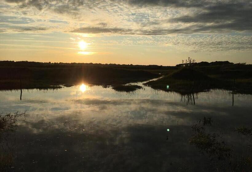חדר סטנדרט נוף לגינה, Domaine De Lesty   Chambre D Hôtes