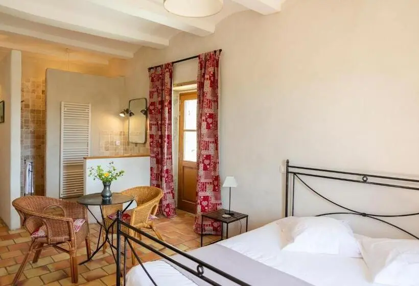 バルコニー付きスタンダードルーム, Maison D Hôtes Mas De La Chadenede