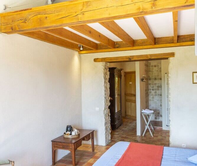 Четырехместный Номер Стандарт, Maison D Hôtes Mas De La Chadenede