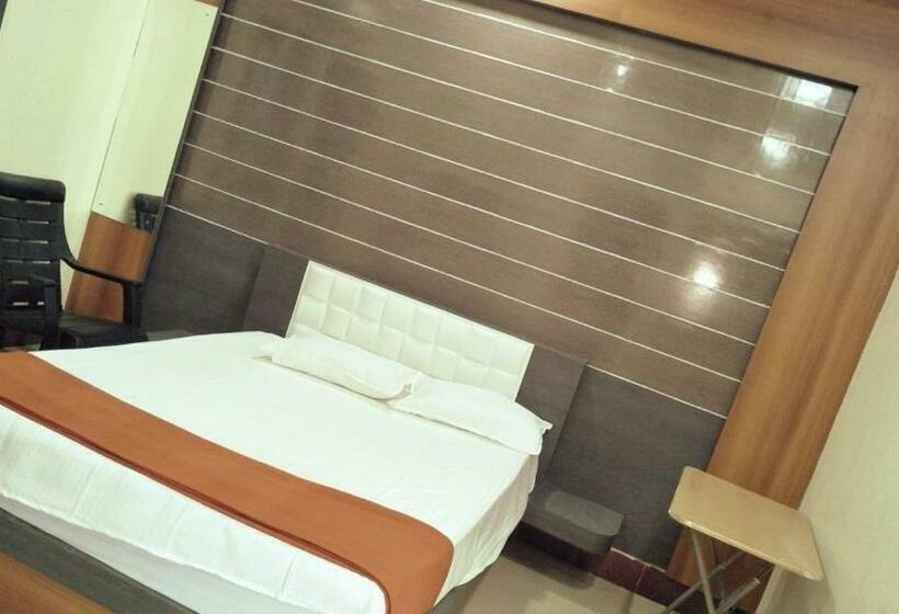 غرفة إقتصادية, Park Inn