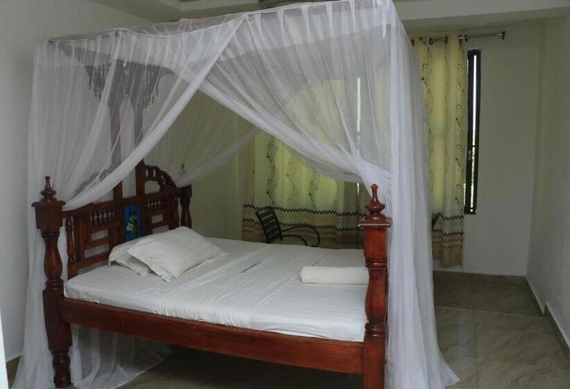 اتاق لوکس, Sisters And Spa