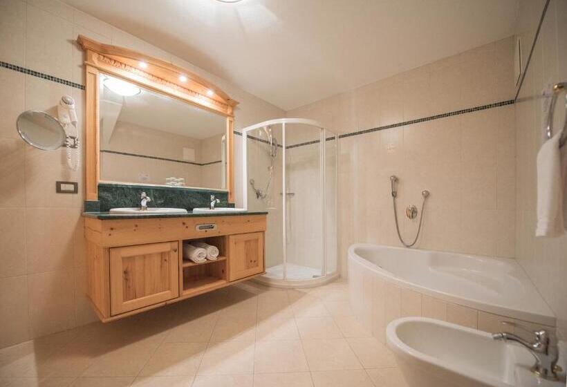 Люкс, Wellness Hotel Post